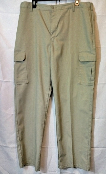 Dickies tan colored cargo Pants with 6 pockets size 38 - Picture 1 of 5